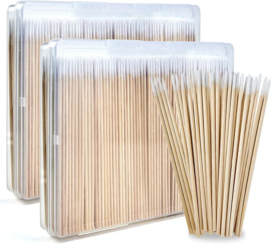 800Pcs Pointed Cotton Swabs with Storage Case, Precision Tip Cotton Swabs with Wooden Sticks, 4 Inch Microblading Cotton Swabs, Microswabs for Eyelash Extensions Makeup Nails Tattoo Permanent Supplies